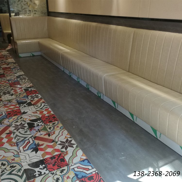 茶餐廳靠墻卡座沙發(fā)，定制餐廳皮革沙發(fā)，餐廳